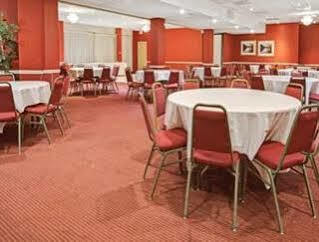 Ramada Overland Park Mission Luaran gambar
